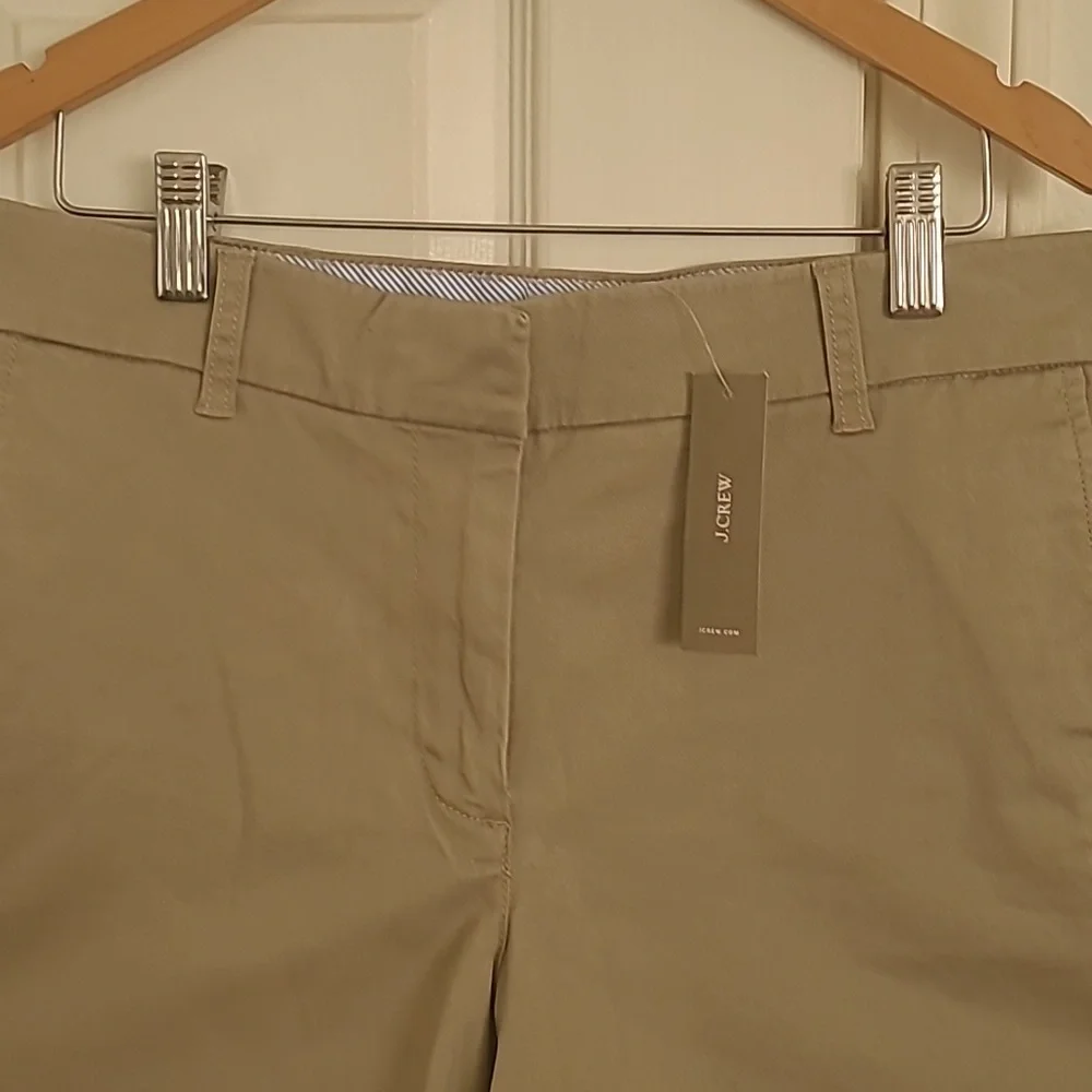 J.Crew khaki short. - Picture 2 of 4